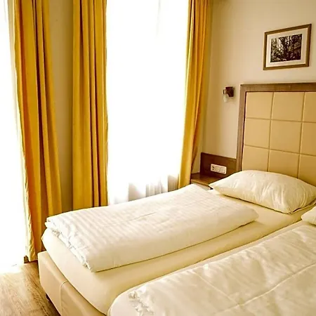 Goldenes Theater 4* Salzburg