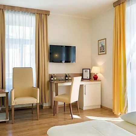 Goldenes Theater 4* Salzburg