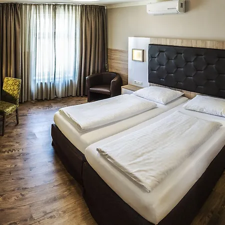 Hotell Theater 4*