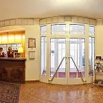 Theater 4*