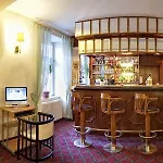 Hotel Theater